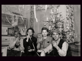 Silvesterfeier von Zwangsarbeiter*innen und Deutschen in Merseburg, 1. Januar 1943 trotzdem da! Ein Projekt der Gedenkstätte Lager Sandbostel, 2024