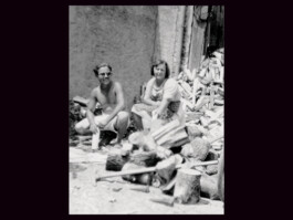 Ein französischer Kriegsgefangener mit einer deutschen Bäuerin auf ihrem Hof in Schwarzach in Baden, Sommer 1942 trotzdem da! Ein Projekt der Gedenkstätte Lager Sandbostel, 2024