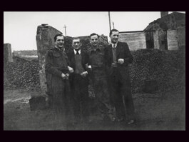 Polnische Kriegsgefangene mit einem deutschen Arbeitskollegen in Köln, 1944 trotzdem da! Ein Projekt der Gedenkstätte Lager Sandbostel, 2024