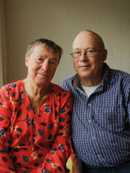 Porträtfoto Erika van Santen und Ton Maas trotzdem da! Ein Projekt der Gedenkstätte Lager Sandbostel, 2024